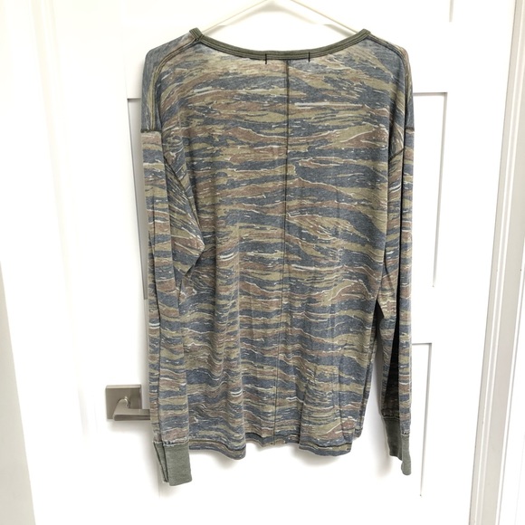 💠 Free People Arielle Long sleeves Top - Picture 2 of 7